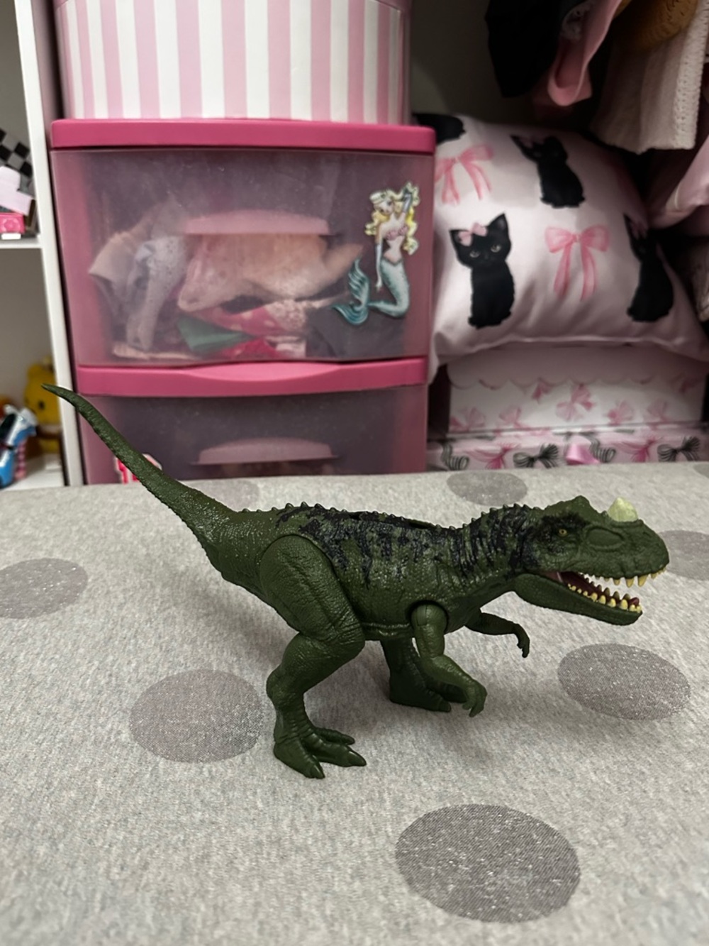 Jurassic World Camp Cretaceous Dino Escape - Roar Attack Ceratosaurus